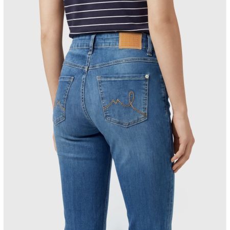  D571 mid blue u