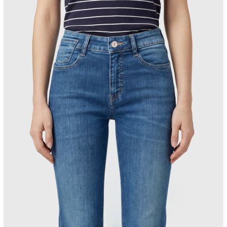  D571 mid blue u