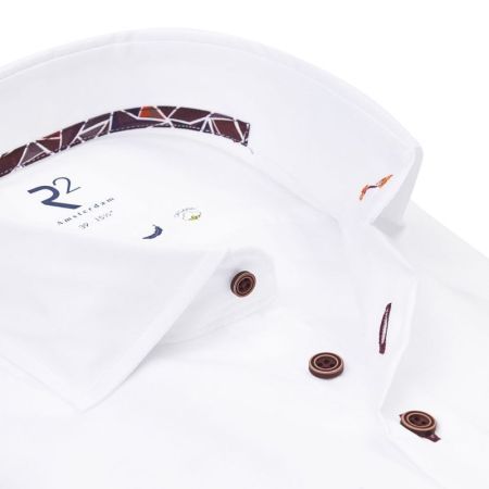  004 WHITE