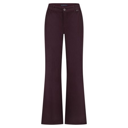 228 Aubergine