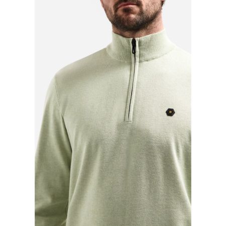  050 Green