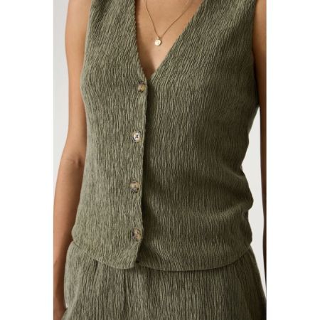  9945-olive bree