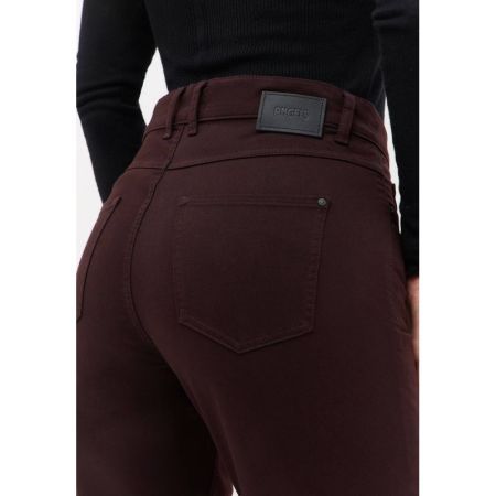 LARA 601 DEEP WINE