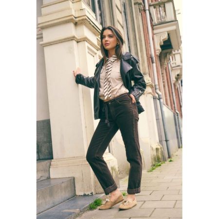 L30 205 Deep Brown