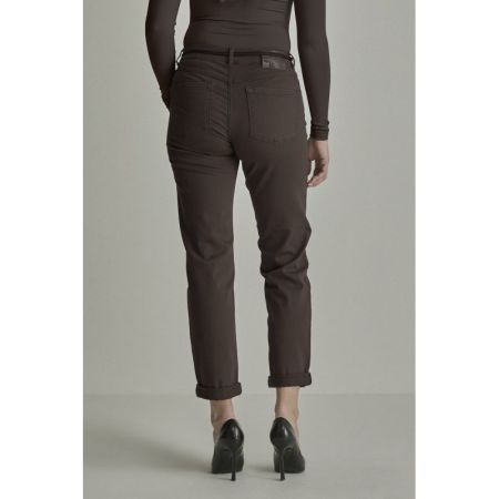 L30 205 Deep Brown