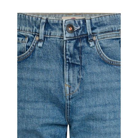  5856 Medium vin
