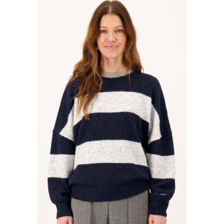 7331 dark navy