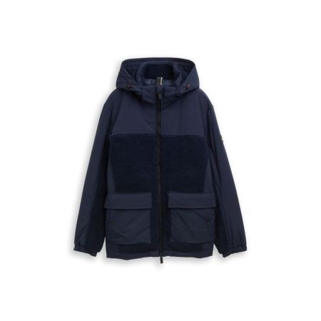  10668 sky capta